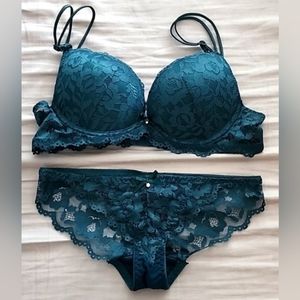 New SHEIN Blue Lace Push Up Bra and Matching Panties